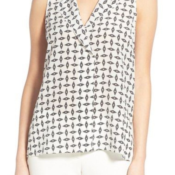 Trouve Tops - Trouve Silk Tank Top Trouve Tops - Trouve Silk Tank Top